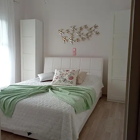 بيت للعطل Maja House 1 خْريسيا أموذيا