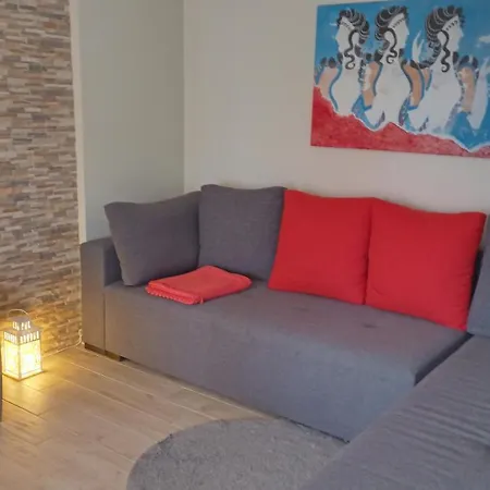 Maja House 1